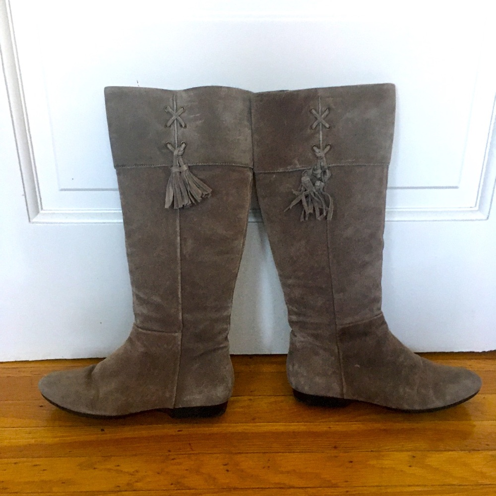 Enzo Angiolinu suede knee-high boots with tassel